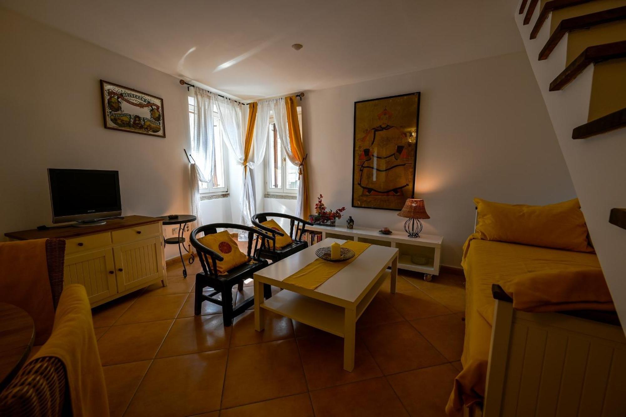 Alice Apartment With Balcony Rovinj Exterior photo