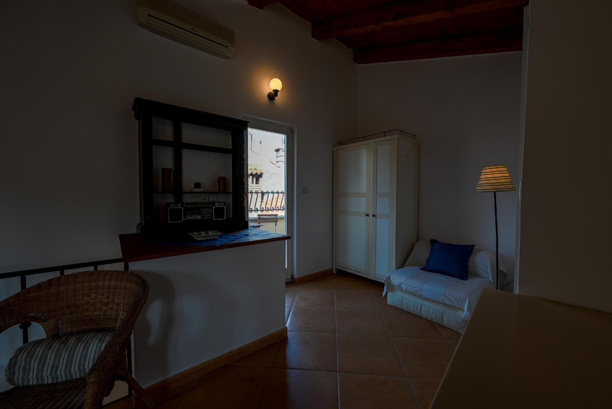 Alice Apartment With Balcony Rovinj Exterior photo