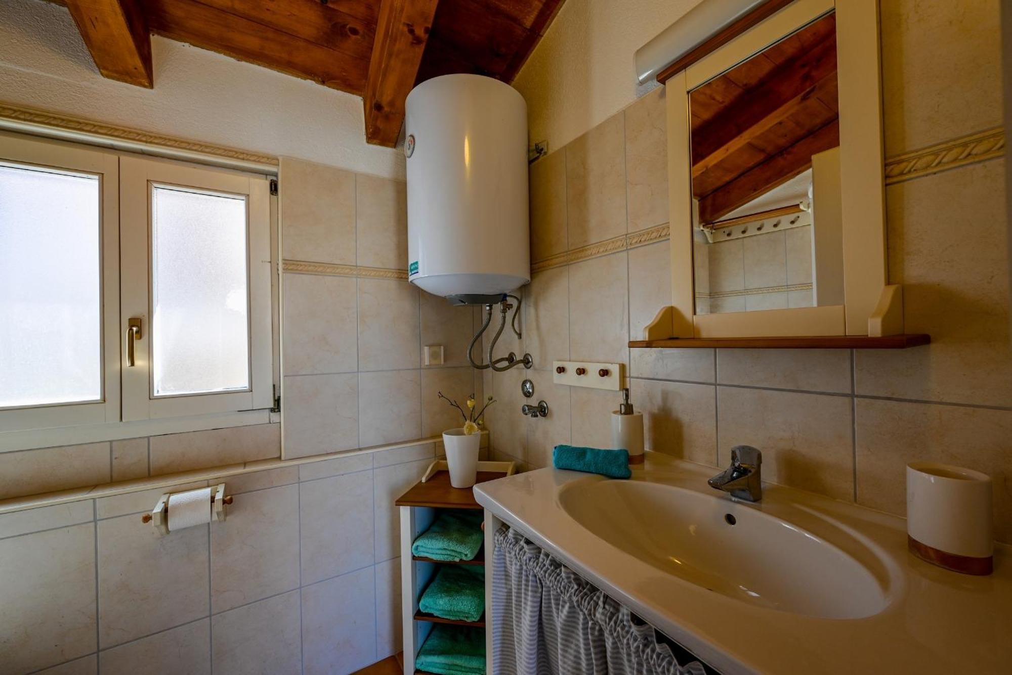 Alice Apartment With Balcony Rovinj Exterior photo