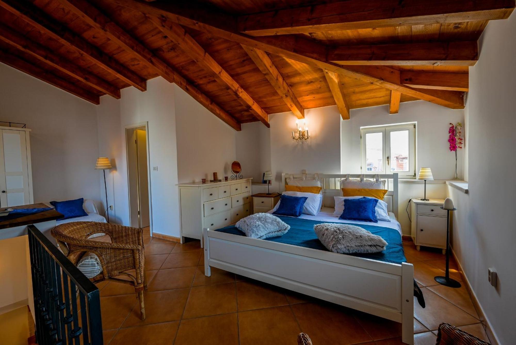 Alice Apartment With Balcony Rovinj Exterior photo
